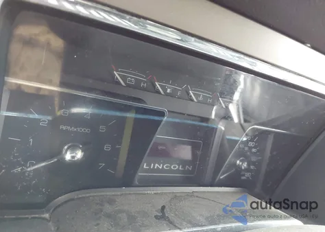 2011 Lincoln Navigator L from USA, damaged, VIN 5LMJJ3J53BEJ03909